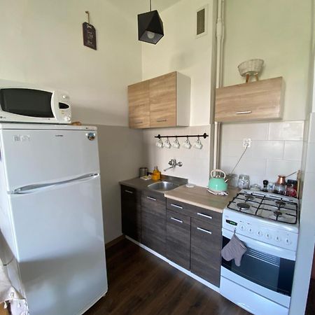 Ohmyhome - Sunny Apartment In City Center Warszawa Eksteriør billede