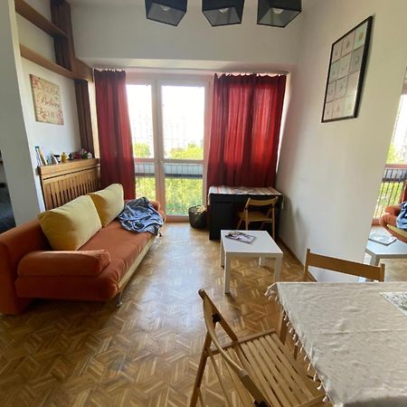 Ohmyhome - Sunny Apartment In City Center Warszawa Eksteriør billede